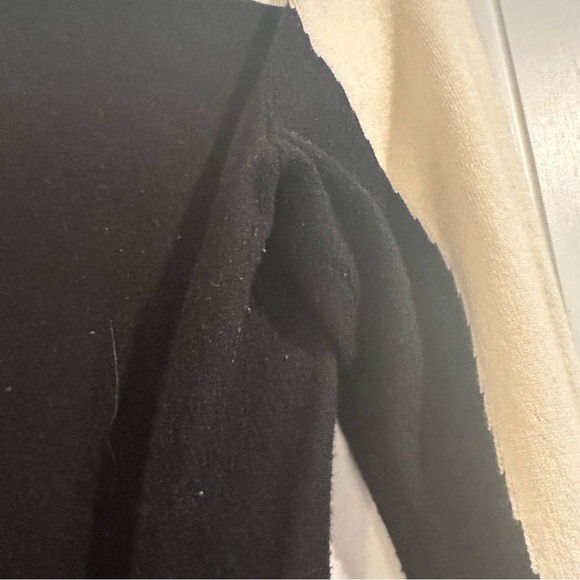 CALVIN KLEIN Sweater Size Medium - Picture 3 of 6